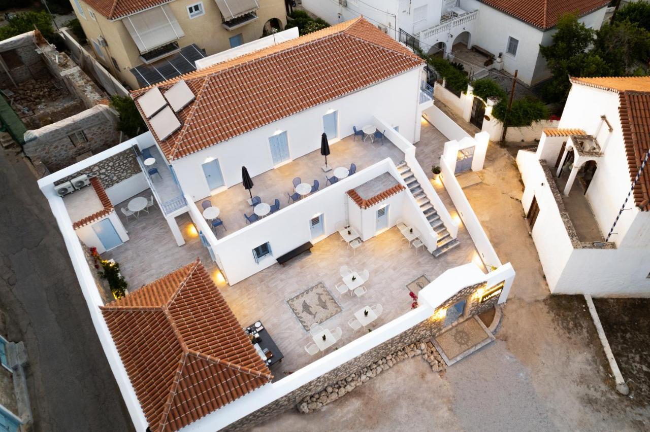 Lumiere Spetses Hotel Exterior photo