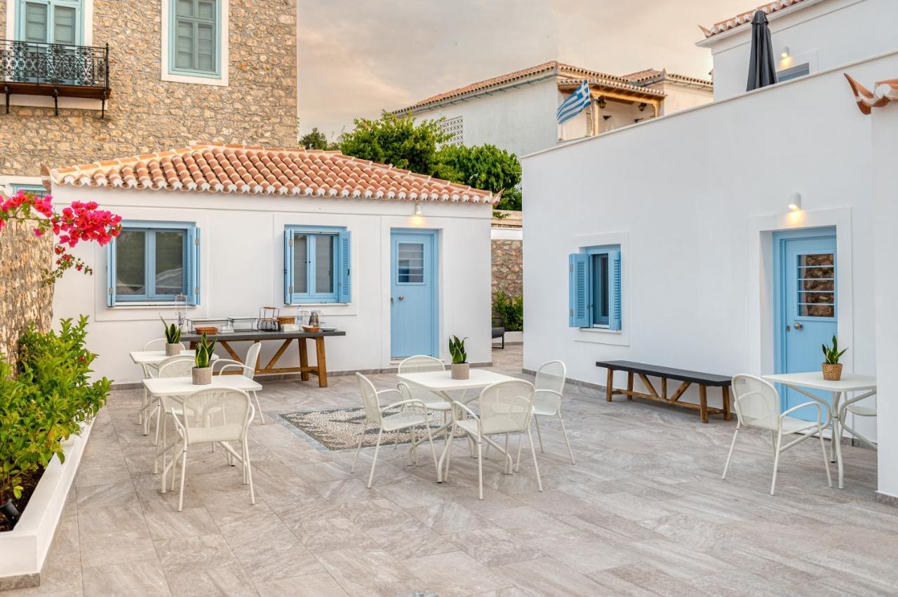Lumiere Spetses Hotel Exterior photo
