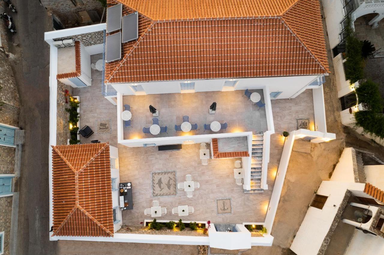 Lumiere Spetses Hotel Exterior photo