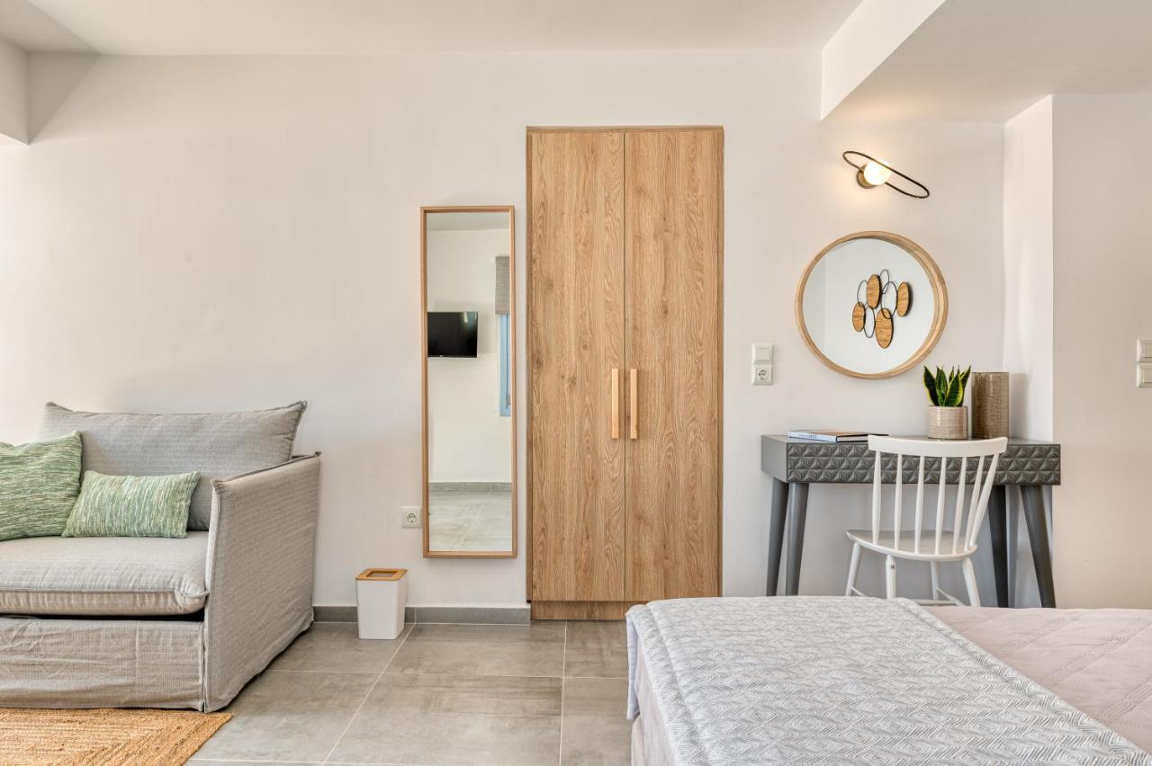 Lumiere Spetses Hotel Exterior photo
