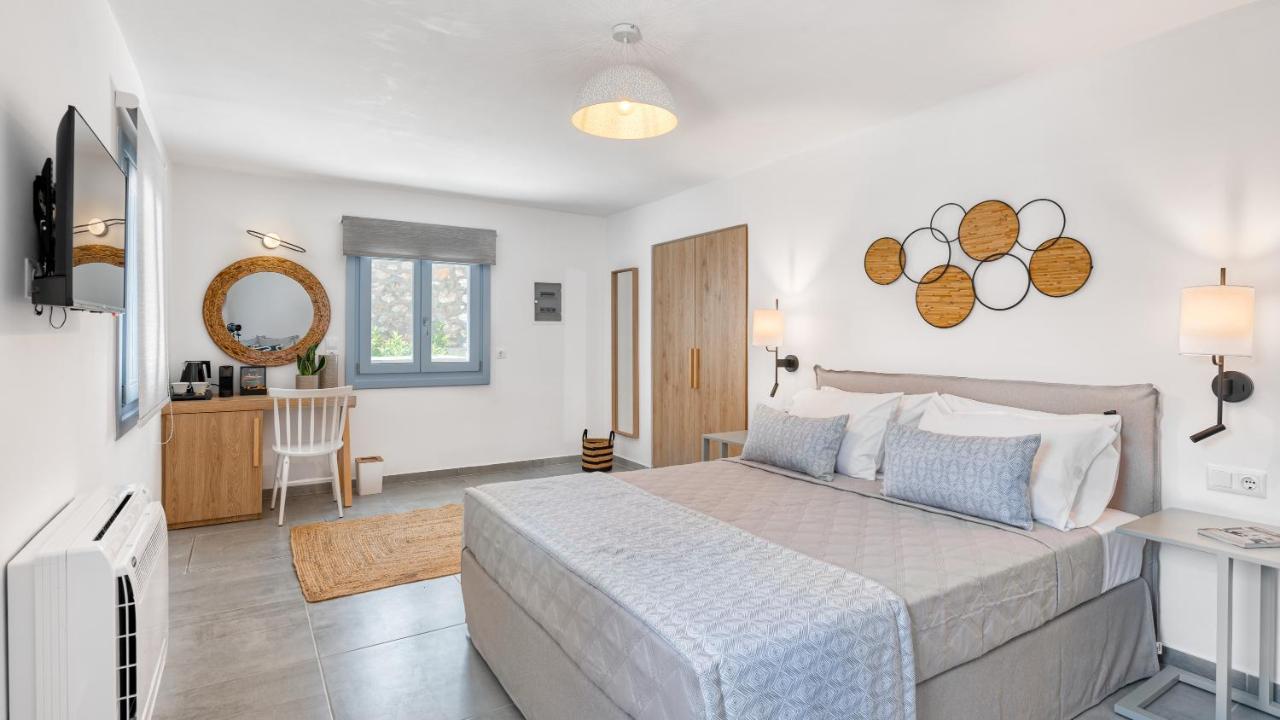 Lumiere Spetses Hotel Exterior photo