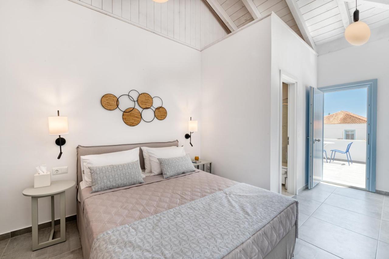 Lumiere Spetses Hotel Exterior photo