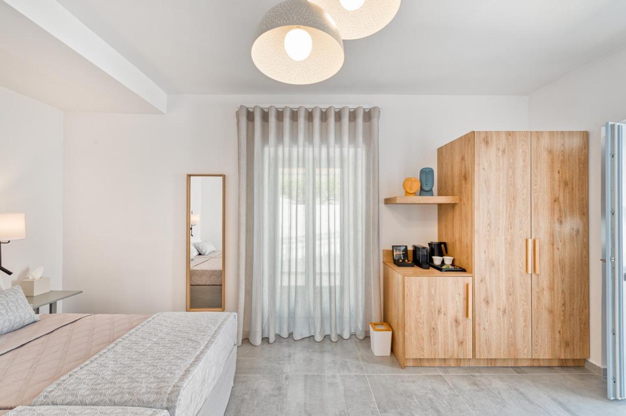Lumiere Spetses Hotel Exterior photo